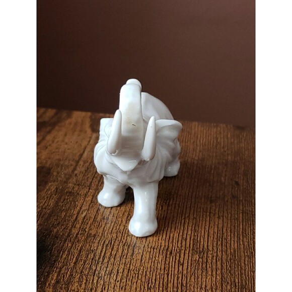 MCI Japan Elephant Figurine 3" Ceramic Trunk Raised Good Luck Vintage Off White - Picture 3 of 9